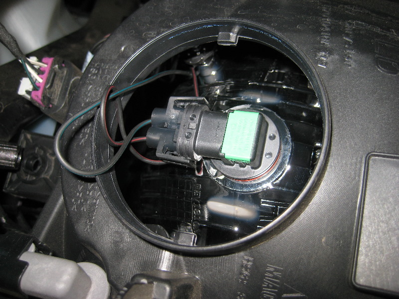 2011-2014-Dodge-Charger-Headlight-Bulbs-Replacement-Guide-056