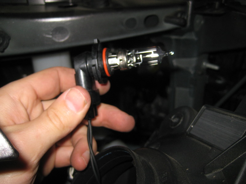 2011-2014-Dodge-Charger-Headlight-Bulbs-Replacement-Guide-062