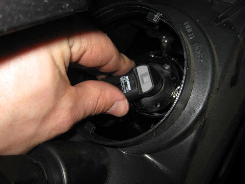 2011-2014-Dodge-Charger-Headlight-Bulbs-Replacement-Guide-066