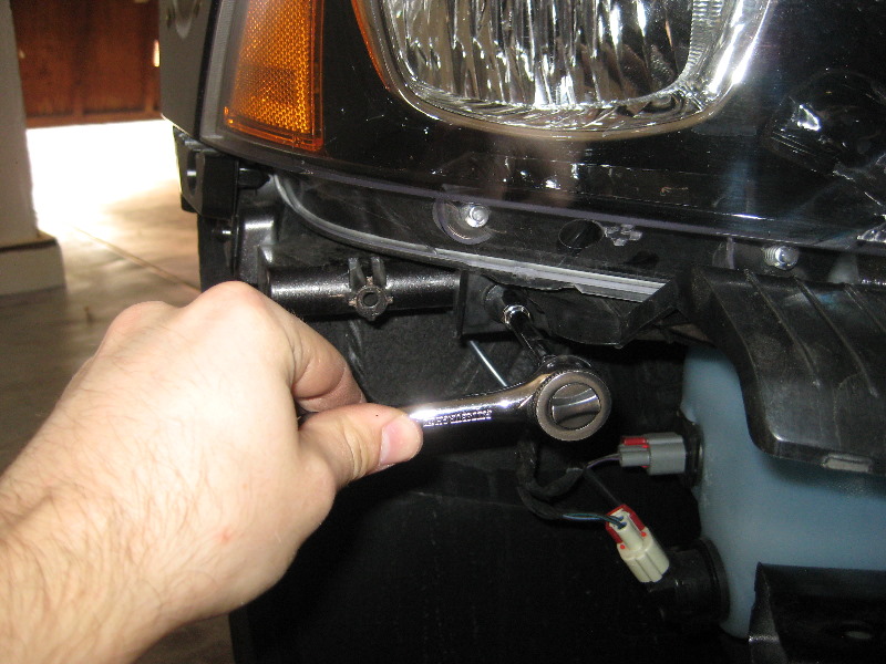 2011-2014-Dodge-Charger-Headlight-Bulbs-Replacement-Guide-080