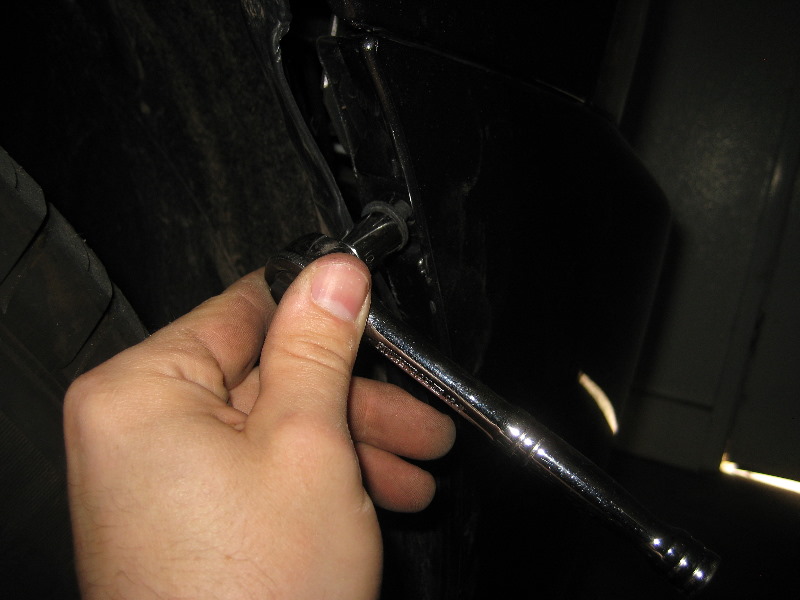 2011-2014-Dodge-Charger-Headlight-Bulbs-Replacement-Guide-087