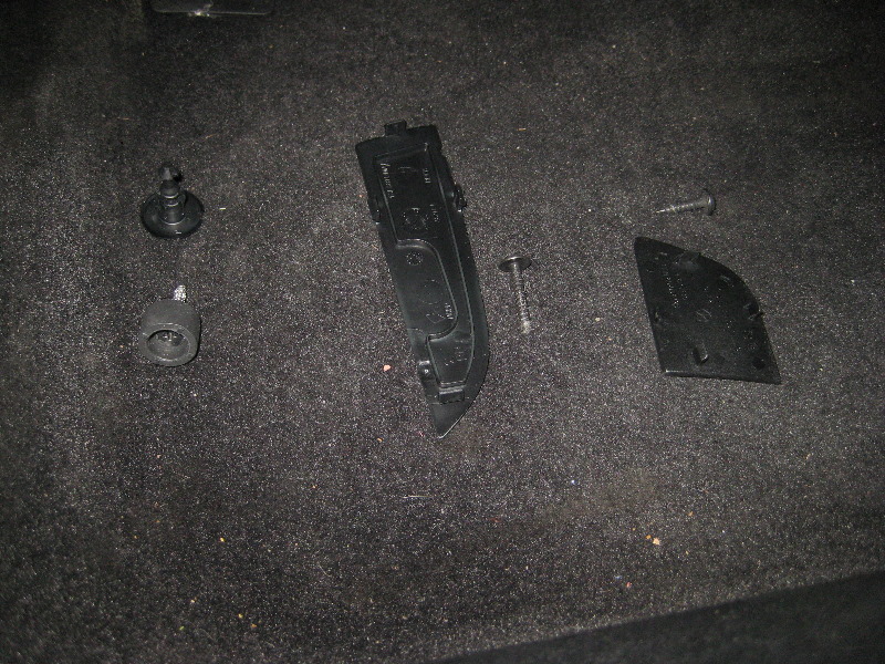 2011-2014-Dodge-Charger-Interior-Door-Panel-Removal-Guide-015