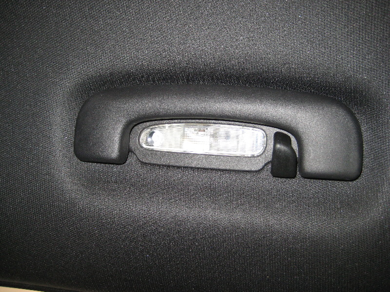 2011-2014-Dodge-Charger-Rear-Passenger-Courtesy-Light-Bulb-Replacement-Guide-001