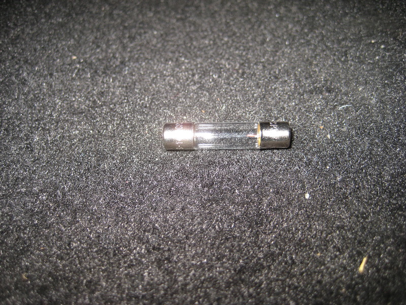 2011-2014-Dodge-Charger-Vanity-Mirror-Light-Bulbs-Replacement-Guide-007