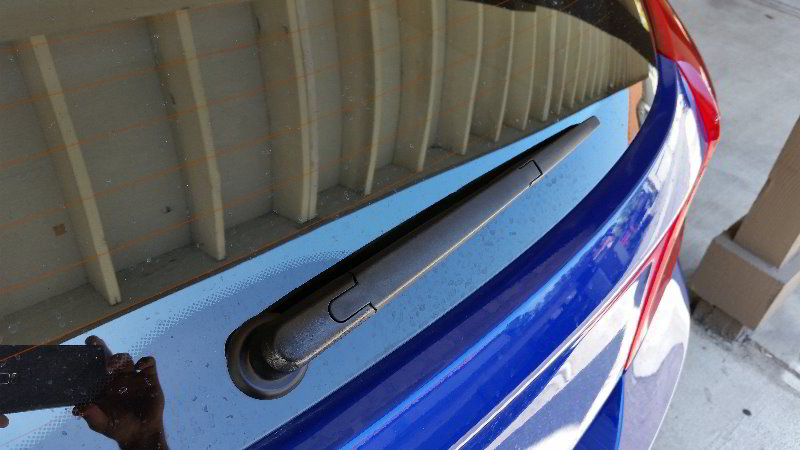 2011-2015-Hyundai-Accent-Rear-Wiper-Blade-Replacement-Guide-001