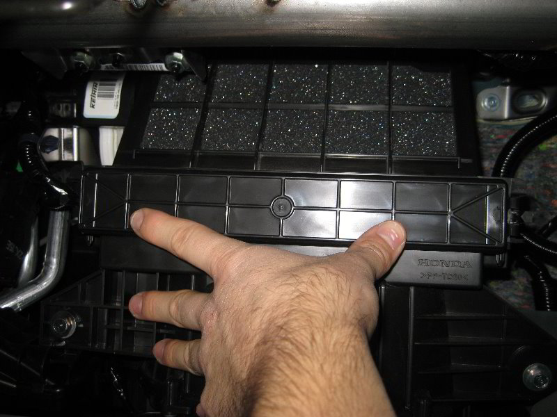 2012-2015-Honda-Civic-HVAC-Cabin-Air-Filter-Replacement-Guide-018