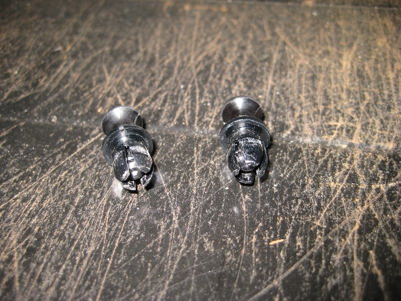 2012-2015-Honda-Civic-Headlight-Bulbs-Replacement-Guide-006