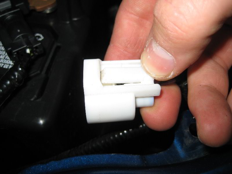 2012-2015-Honda-Civic-Headlight-Bulbs-Replacement-Guide-014