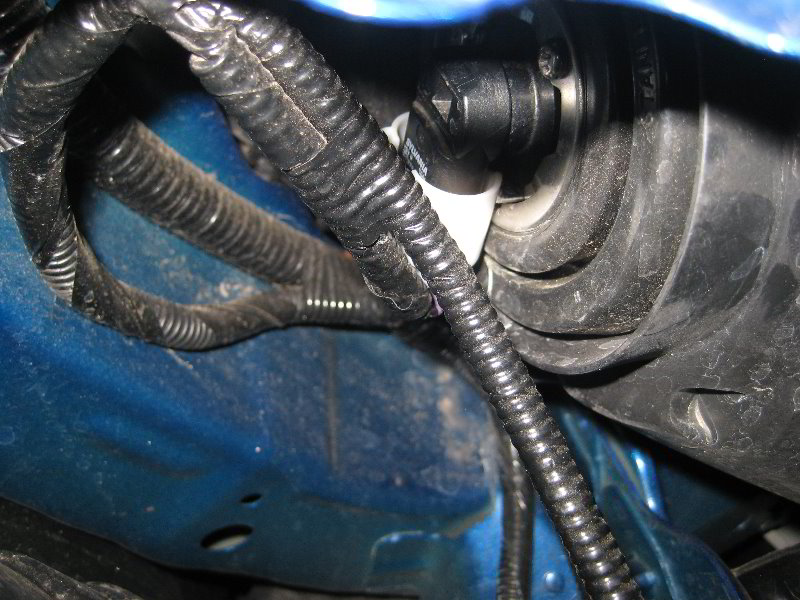 2012-2015-Honda-Civic-Headlight-Bulbs-Replacement-Guide-019