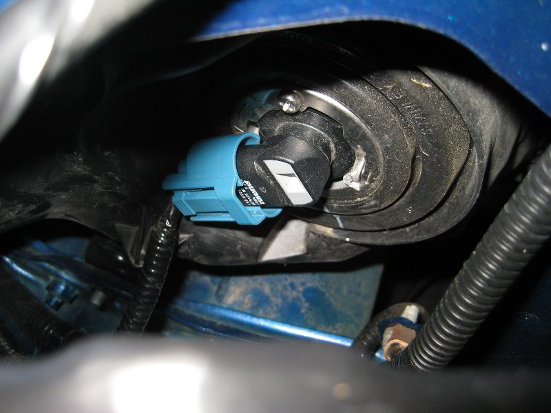 2012-2015-Honda-Civic-Headlight-Bulbs-Replacement-Guide-025