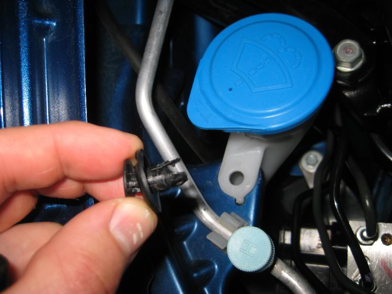 2012-2015-Honda-Civic-Headlight-Bulbs-Replacement-Guide-049