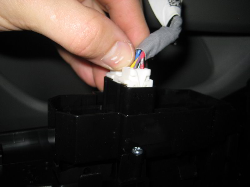 2012-2015-Honda-Civic-Interior-Door-Panel-Removal-Guide-010