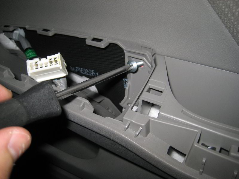 2012-2015-Honda-Civic-Interior-Door-Panel-Removal-Guide-034