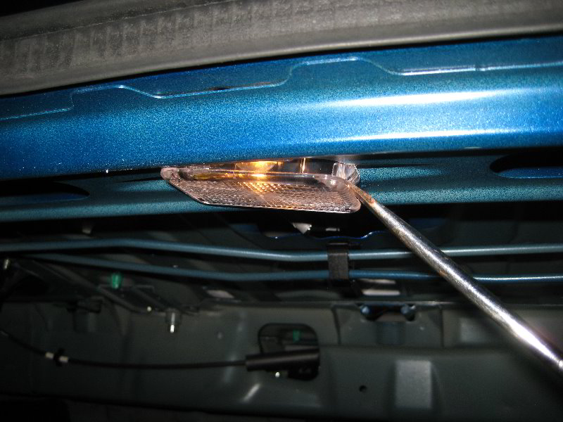 2012-2015-Honda-Civic-Trunk-Light-Bulb-Replacement-Guide-002