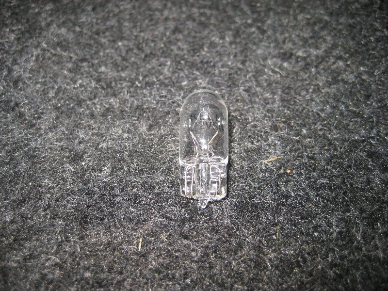 2012-2015-Honda-Civic-Trunk-Light-Bulb-Replacement-Guide-006