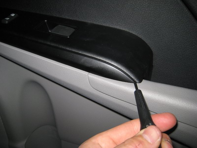 2012-2016-Toyota-Camry-Interior-Door-Panel-Removal-Guide-005