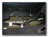 2012-2016-Toyota-Camry-License-Plate-Light-Bulbs-Replacement-Guide-005