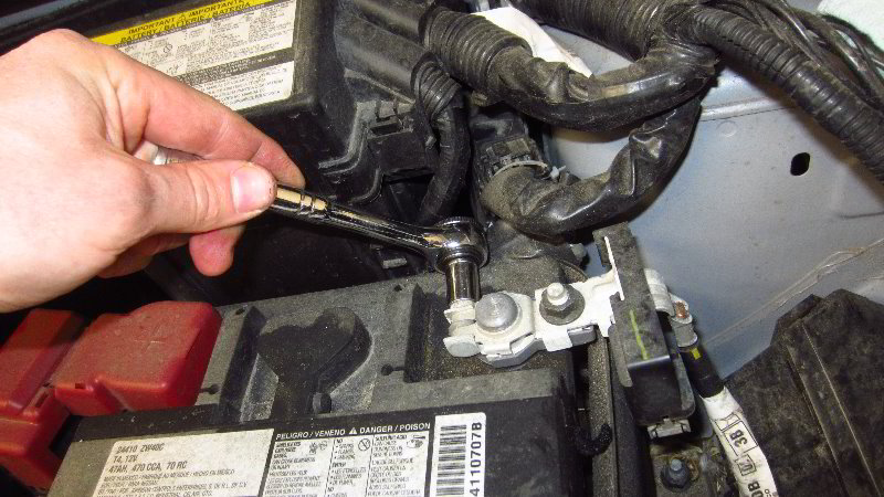 2012-2019-Nissan-Versa-12V-Automotive-Battery-Replacement-Guide-010