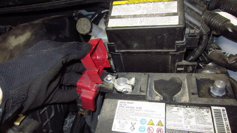 2012-2019-Nissan-Versa-12V-Automotive-Battery-Replacement-Guide-012