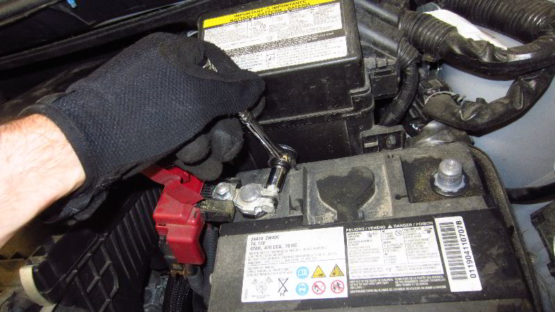 2012-2019-Nissan-Versa-12V-Automotive-Battery-Replacement-Guide-013