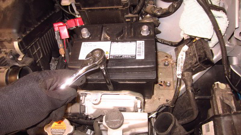 2012-2019-Nissan-Versa-12V-Automotive-Battery-Replacement-Guide-023