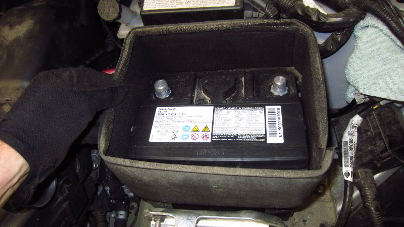 2012-2019-Nissan-Versa-12V-Automotive-Battery-Replacement-Guide-024