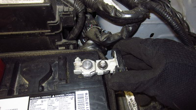 2012-2019-Nissan-Versa-12V-Automotive-Battery-Replacement-Guide-028