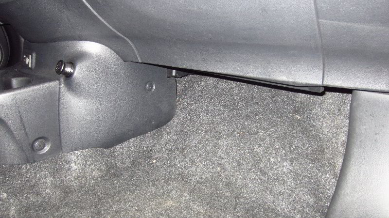 2012-2019-Nissan-Versa-Cabin-Air-Filter-Replacement-Guide-021