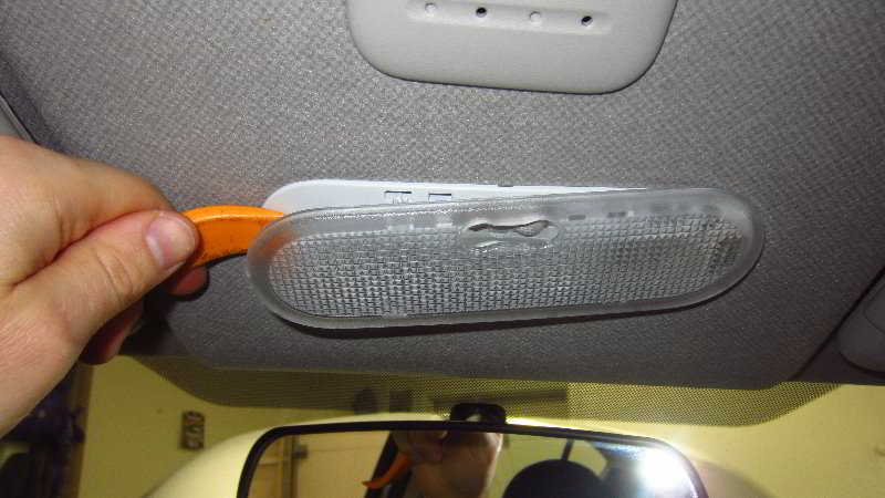 2012-2019-Nissan-Versa-Dome-Map-Light-Bulbs-Replacement-Guide-002