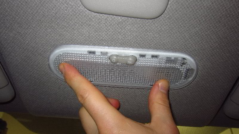 2012-2019-Nissan-Versa-Dome-Map-Light-Bulbs-Replacement-Guide-011