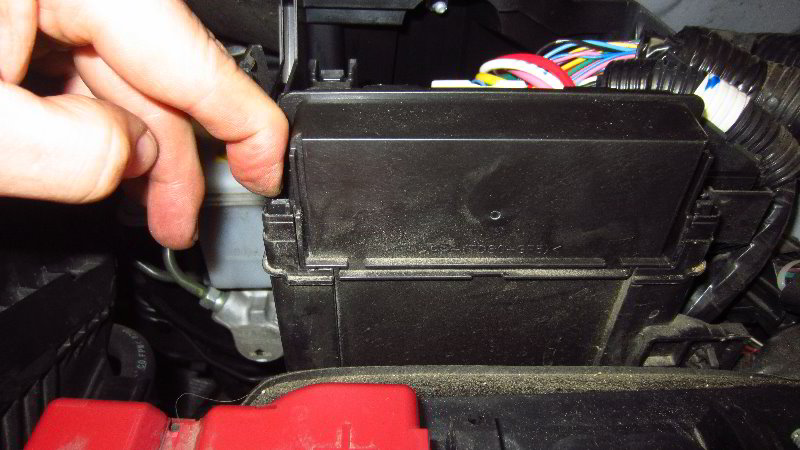 2012-2019-Nissan-Versa-Electrical-Fuse-Replacement-Guide-009