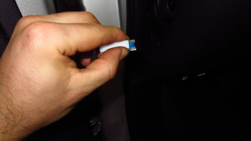 2012-2019-Nissan-Versa-Electrical-Fuse-Replacement-Guide-021