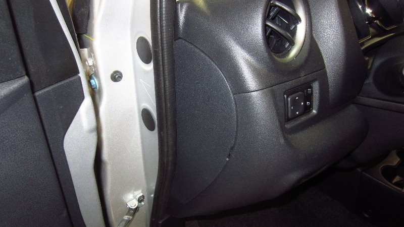 2012-2019-Nissan-Versa-Electrical-Fuse-Replacement-Guide-028