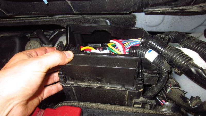 2012-2019-Nissan-Versa-Electrical-Fuse-Replacement-Guide-029