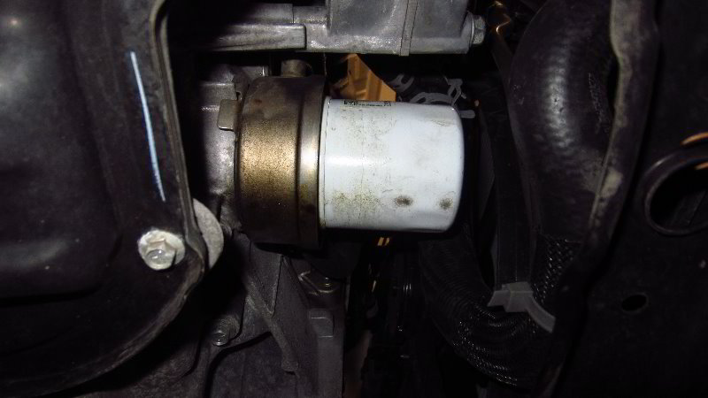 2012-2019-Nissan-Versa-Oil-Change-Filter-Replacement-Guide-008