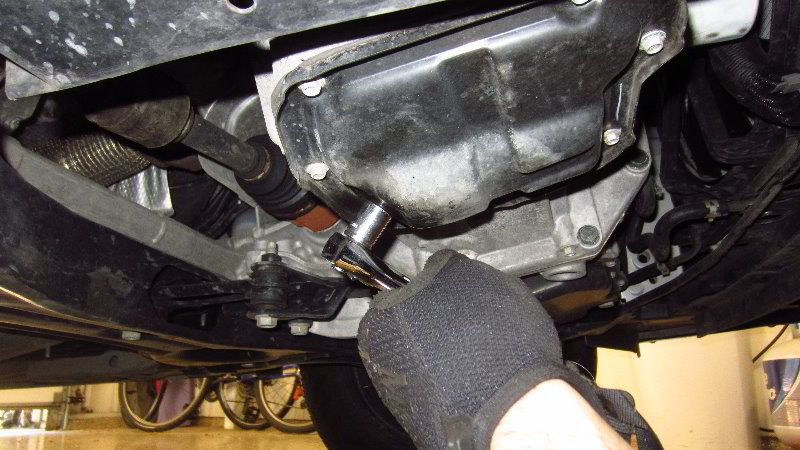 2012-2019-Nissan-Versa-Oil-Change-Filter-Replacement-Guide-014