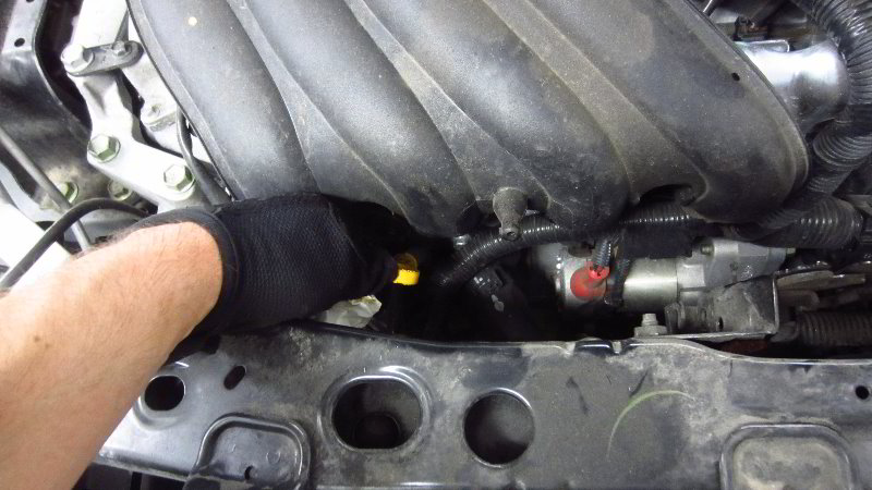 2012-2019-Nissan-Versa-Oil-Change-Filter-Replacement-Guide-029