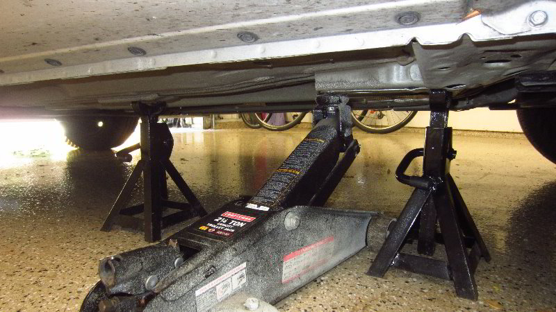 2012-2019-Nissan-Versa-Front-Brake-Pads-Replacement-Guide-005