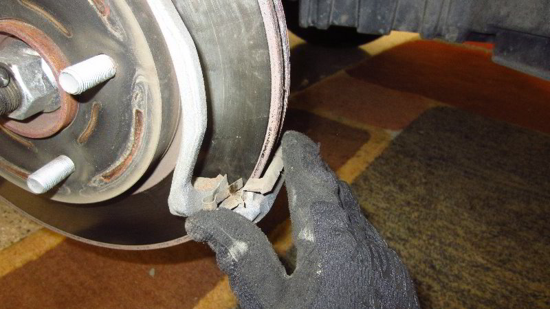 2012-2019-Nissan-Versa-Front-Brake-Pads-Replacement-Guide-023