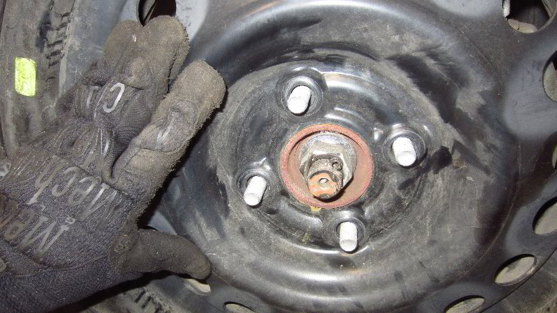 2012-2019-Nissan-Versa-Front-Brake-Pads-Replacement-Guide-044