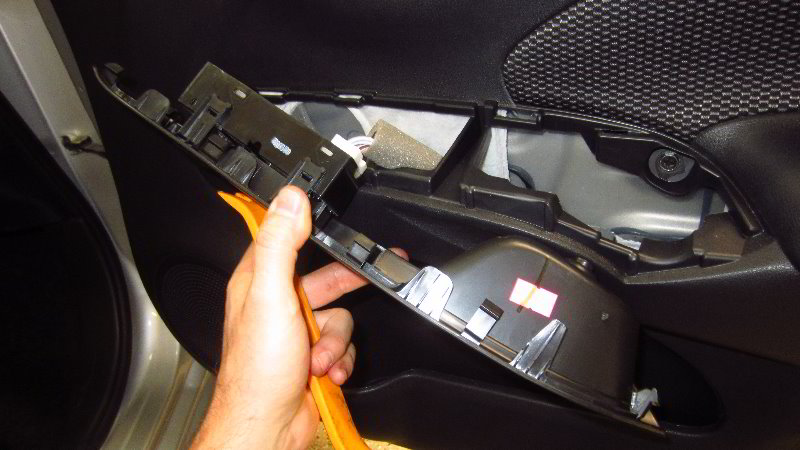 2012-2019-Nissan-Versa-Interior-Door-Panel-Removal-Guide-010