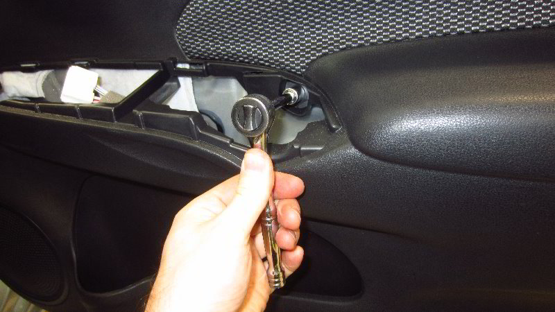 2012-2019-Nissan-Versa-Interior-Door-Panel-Removal-Guide-014