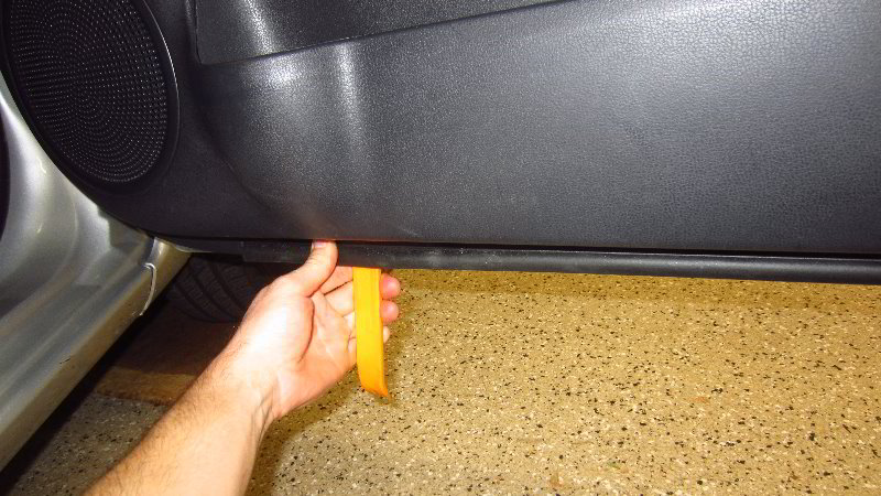 2012-2019-Nissan-Versa-Interior-Door-Panel-Removal-Guide-017