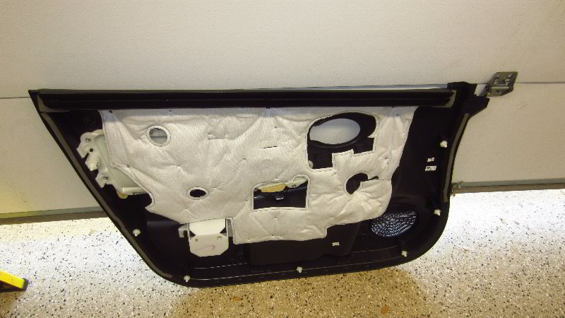 2012-2019-Nissan-Versa-Interior-Door-Panel-Removal-Guide-021