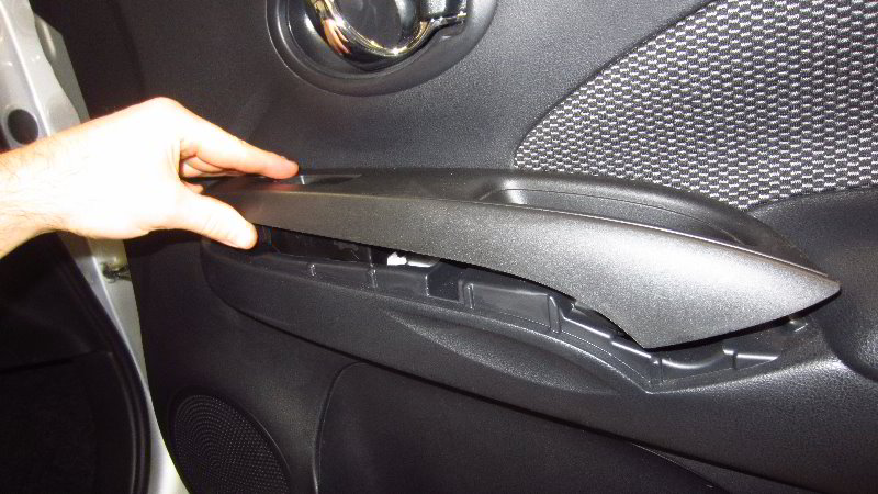 2012-2019-Nissan-Versa-Interior-Door-Panel-Removal-Guide-031