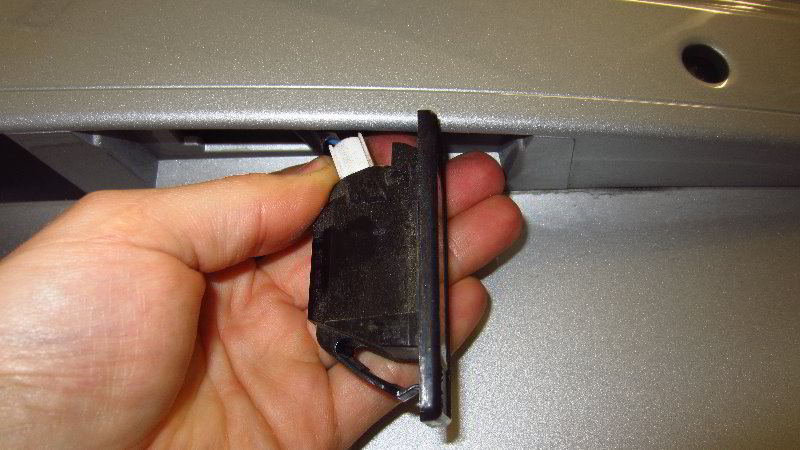 2012-2019-Nissan-Versa-License-Plate-Light-Bulbs-Replacement-Guide-007