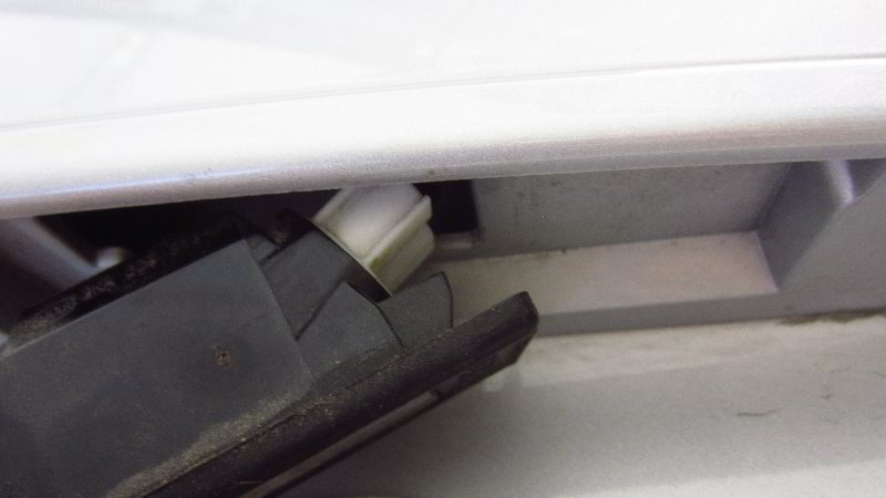 2012-2019-Nissan-Versa-License-Plate-Light-Bulbs-Replacement-Guide-018