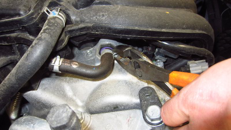 2012-2019-Nissan-Versa-PCV-Valve-Replacement-Guide-004