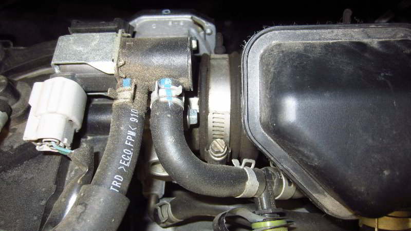2012-2019-Nissan-Versa-Spark-Plugs-Replacement-Guide-007