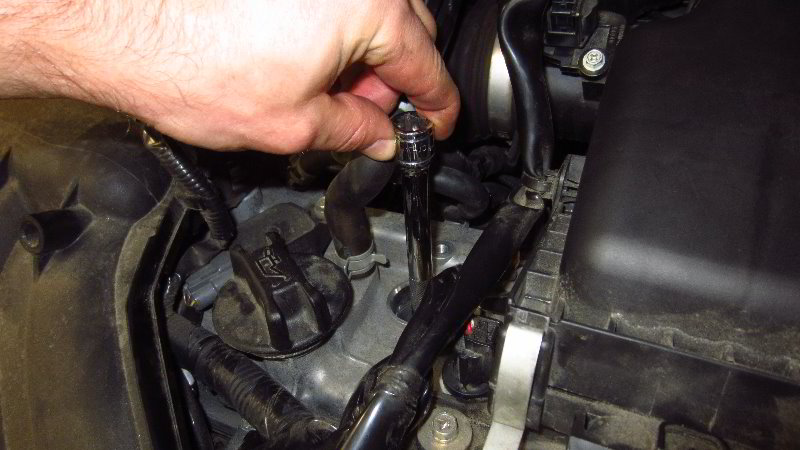 2012-2019-Nissan-Versa-Spark-Plugs-Replacement-Guide-019